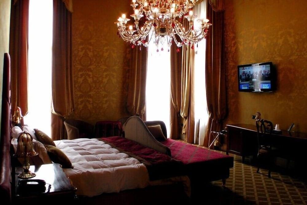 Pesaro Palace 4* Venezia