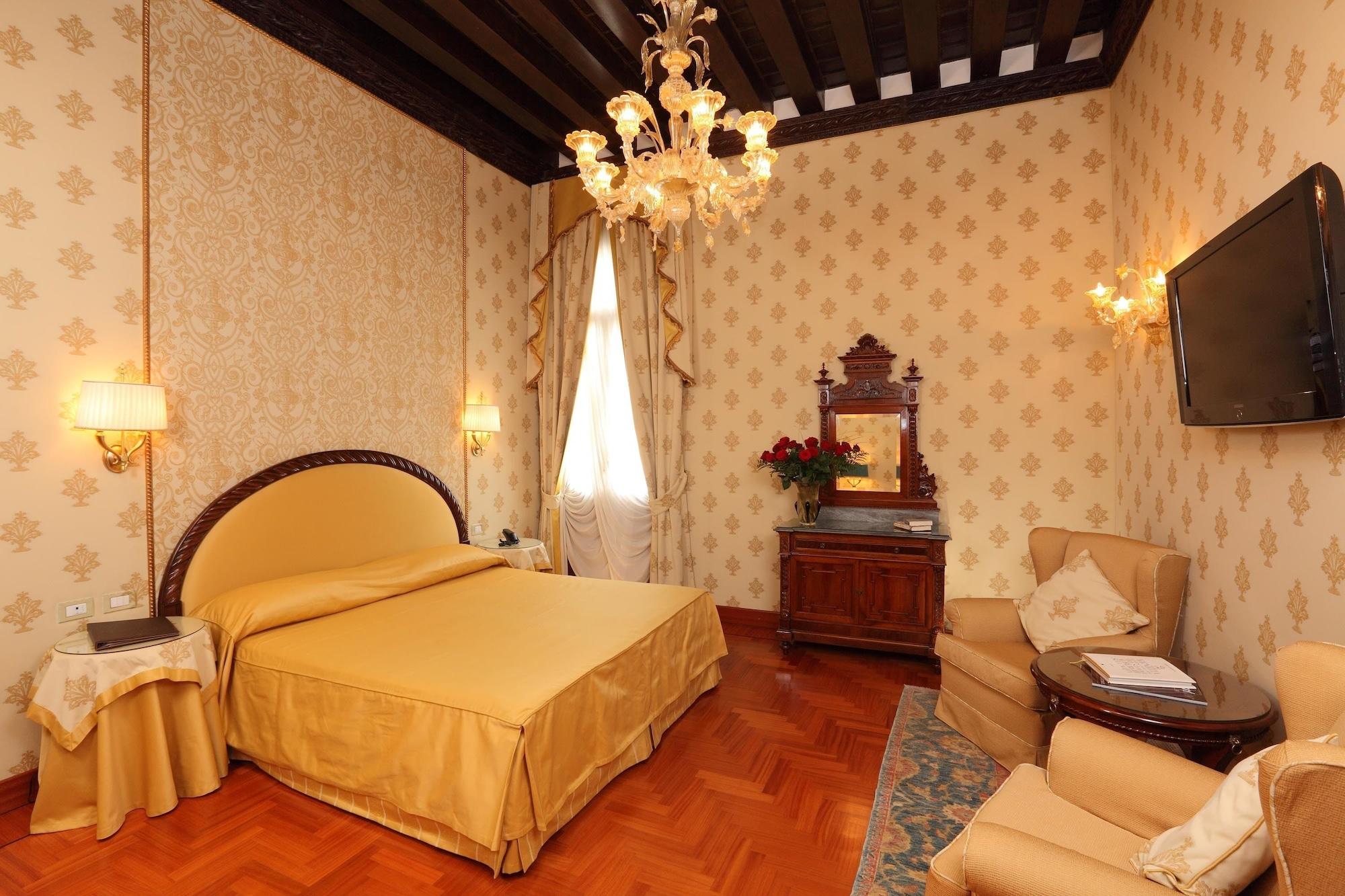 Palazzo Stern 4*