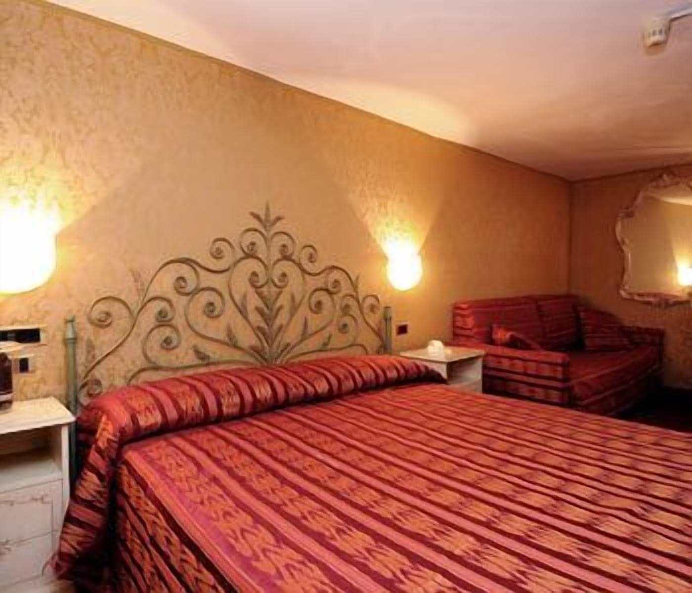 Castello Hotel