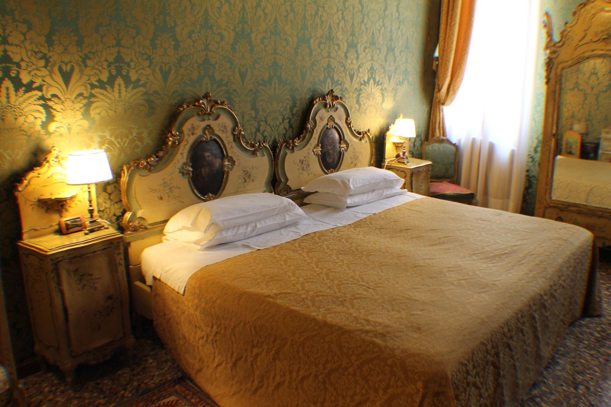 Palazzo Abadessa 4*