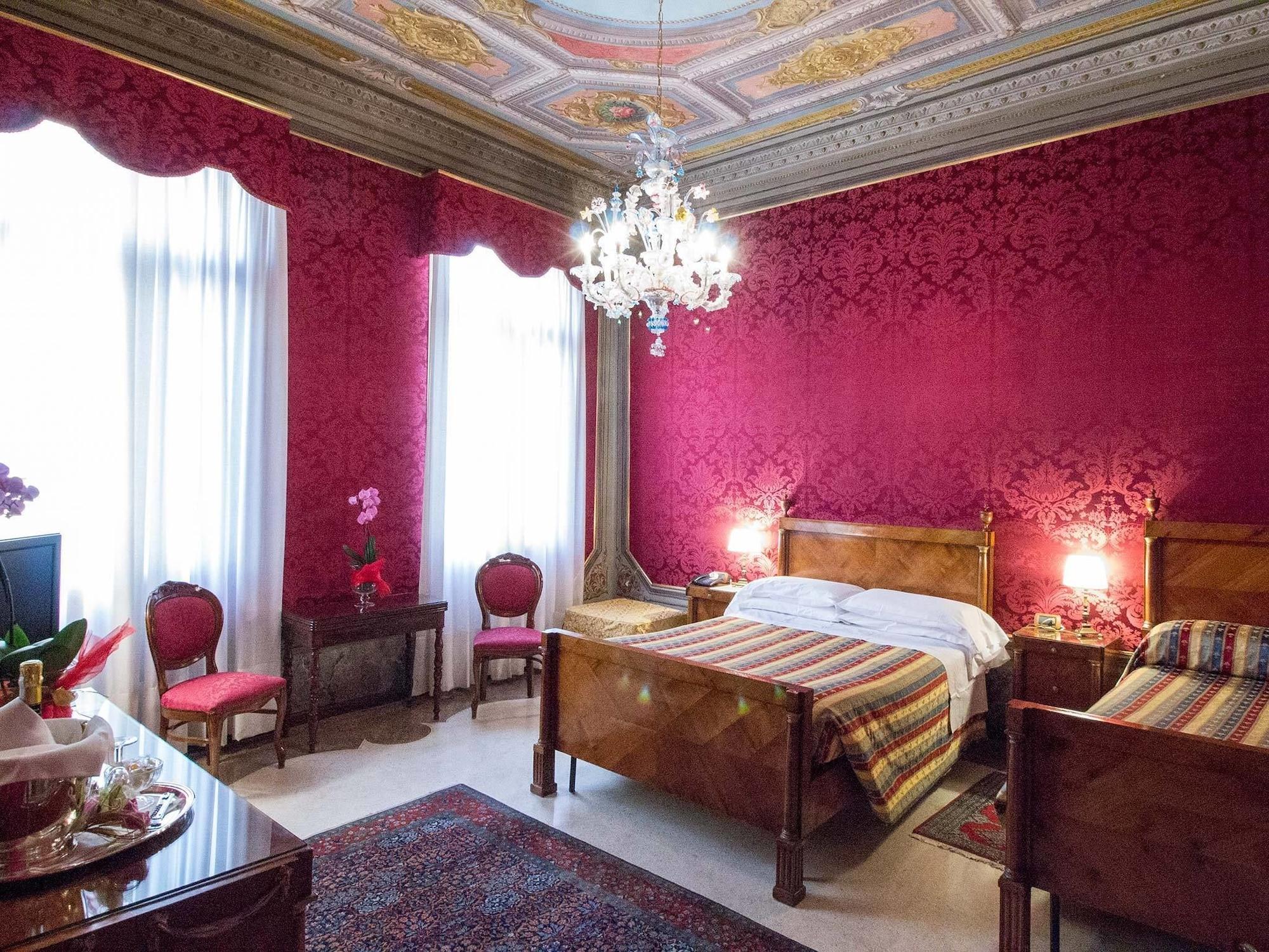 Palazzo Abadessa Hotel