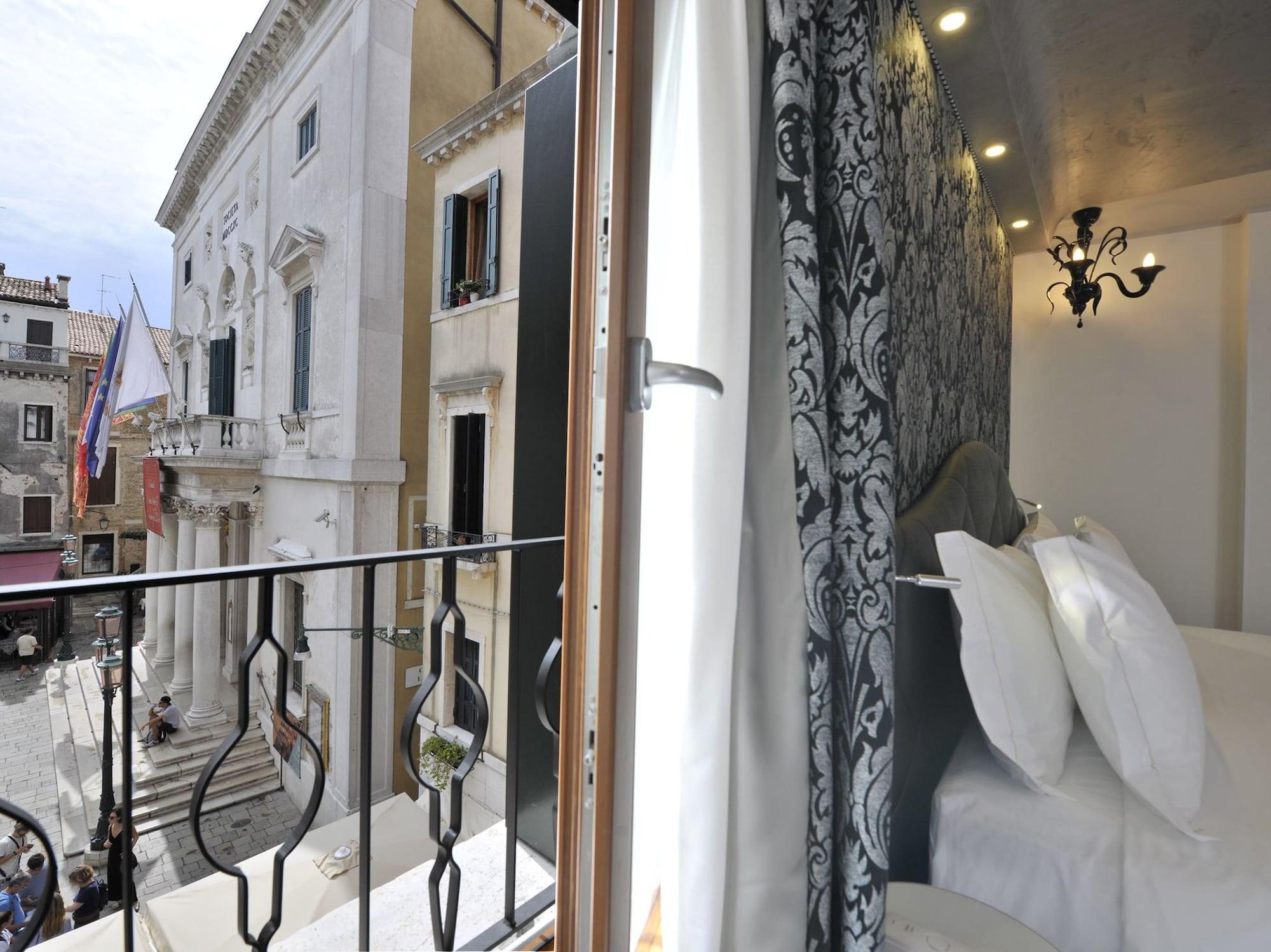 Hotel Al Theatro Palace 4*