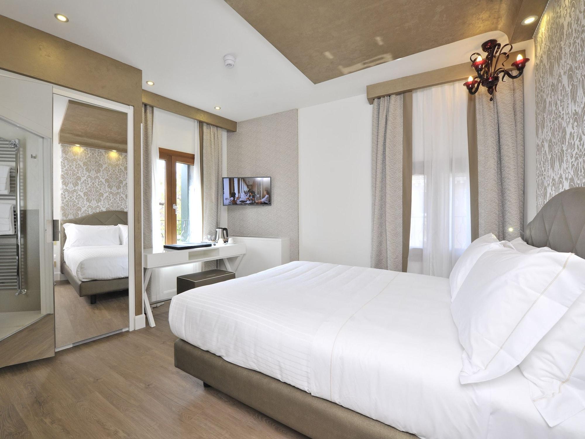 Hotel Al Theatro Palace 4*