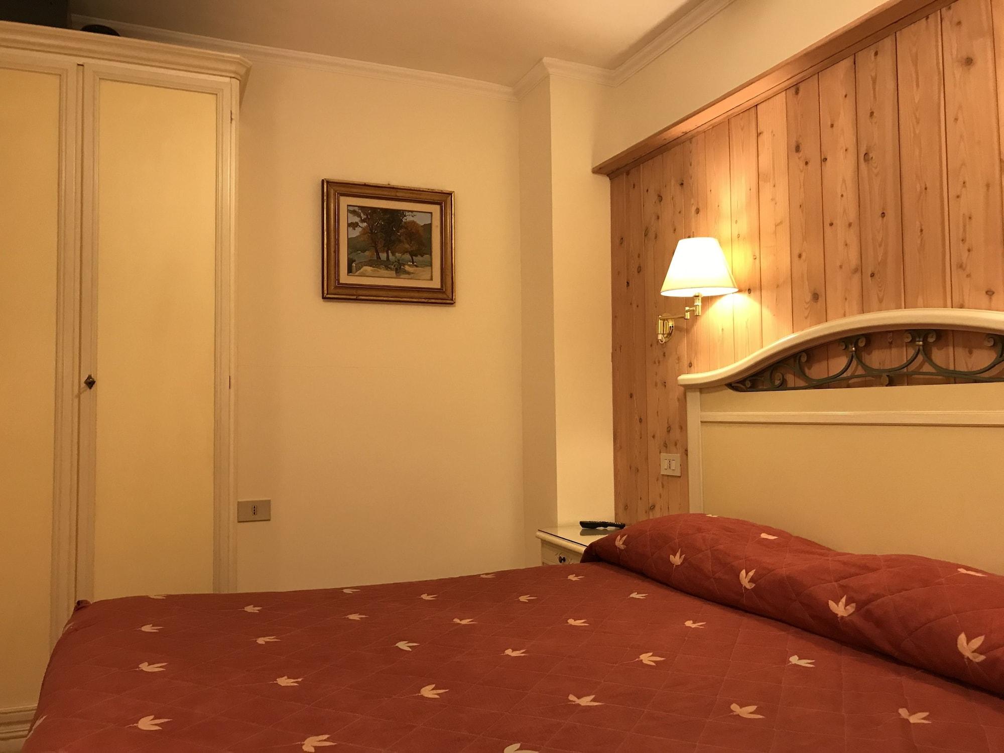 Al Campaniel Bed & Breakfast