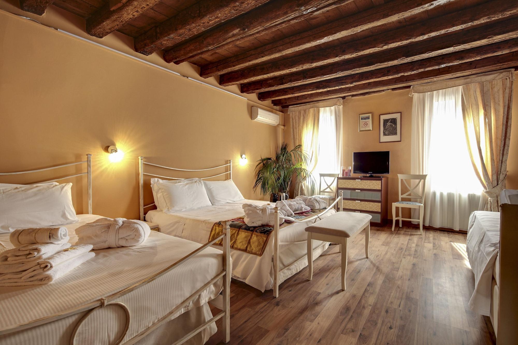 Ca Riza Hotel 3*