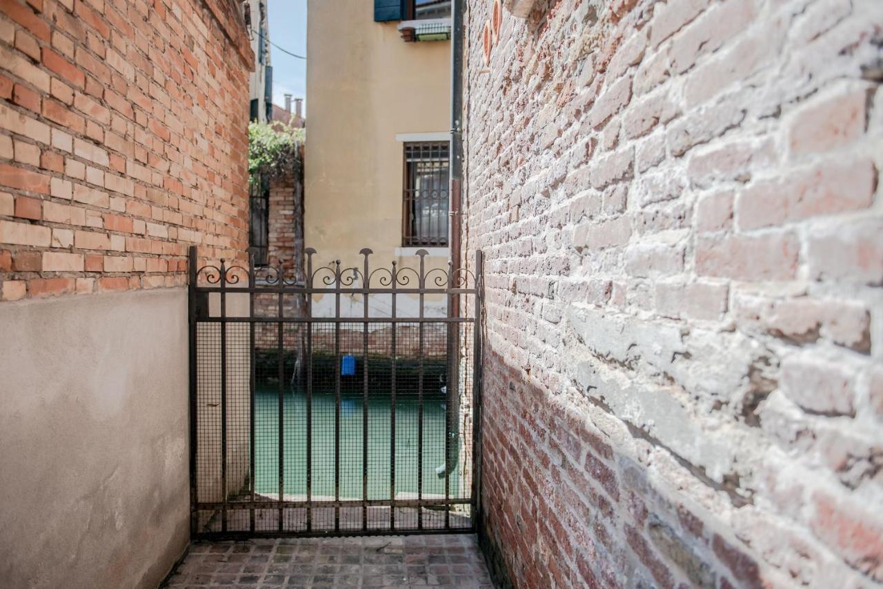 Gondola Rosa, Incantevole Vista Sul Canale Appartamento