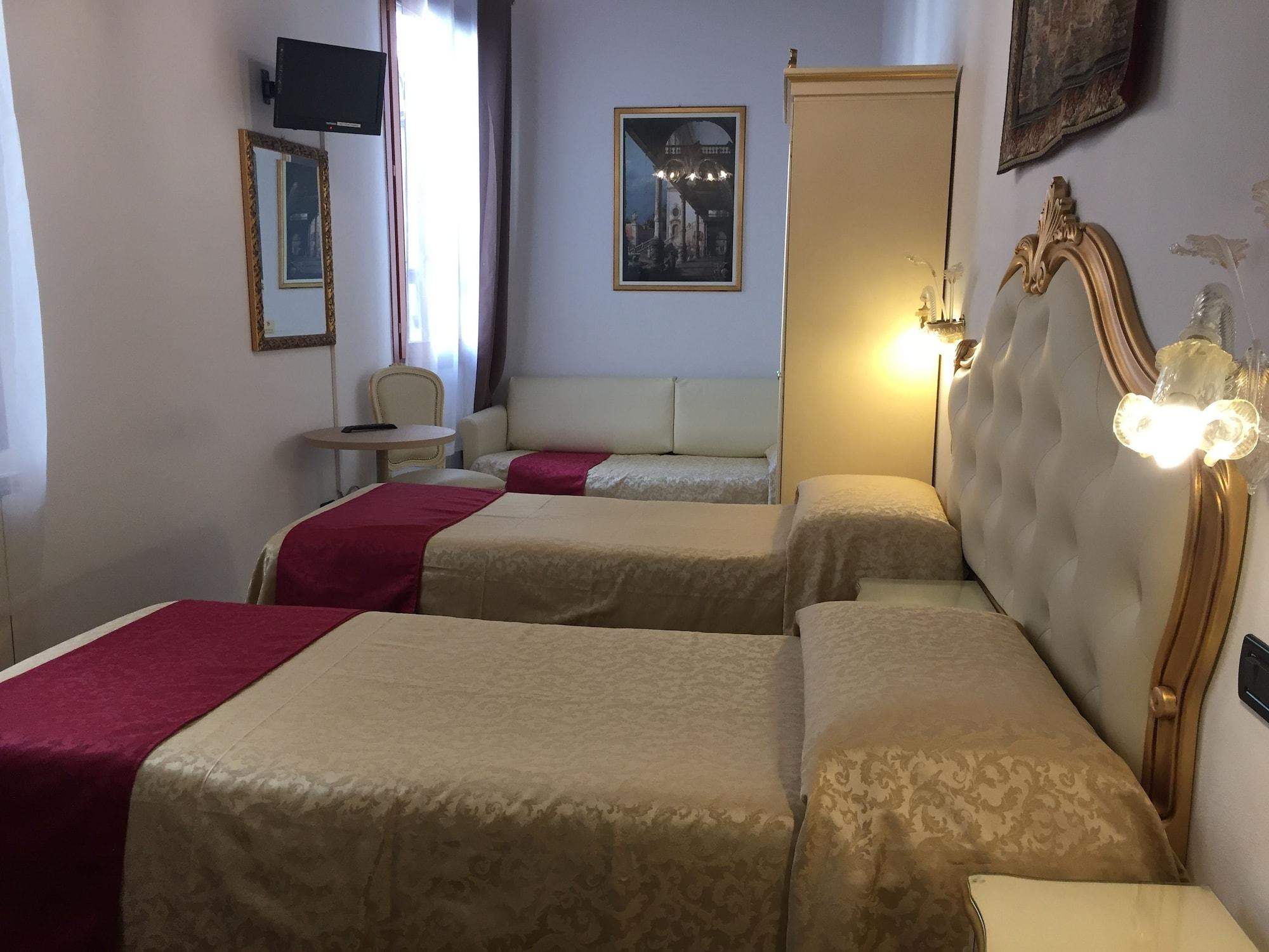 Alloggi Ss Giovanni E Paolo 2* Veneza