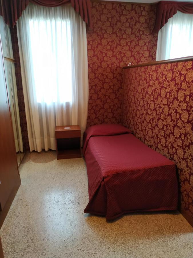 Hotel Atlantide