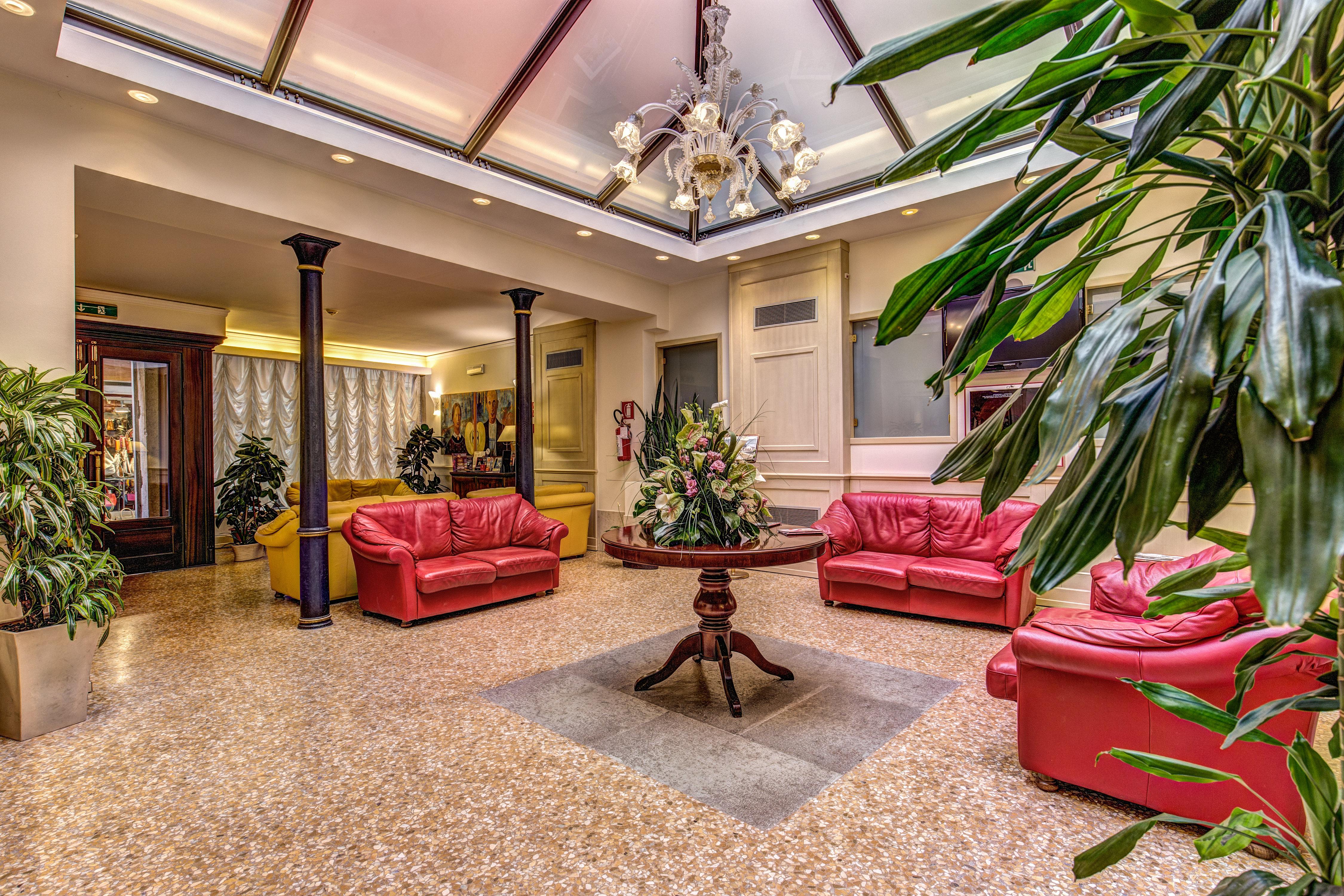 Bella Hotel