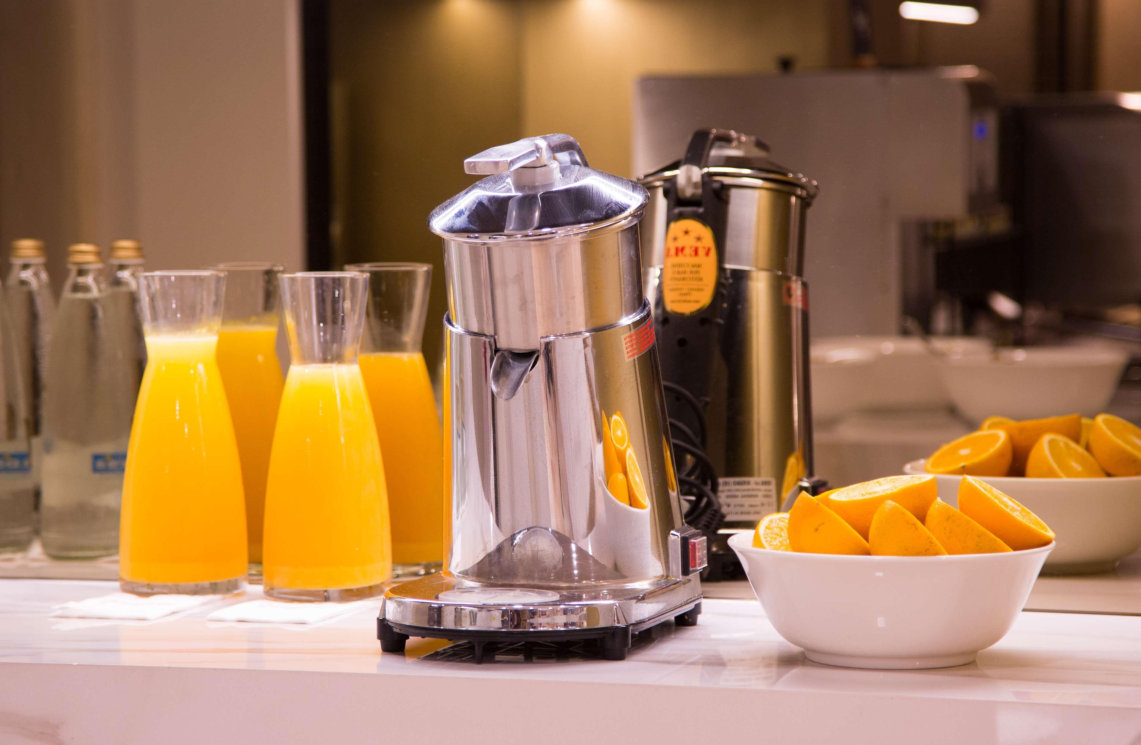 Hotel Bw Premier Collection Chc Continental 4*