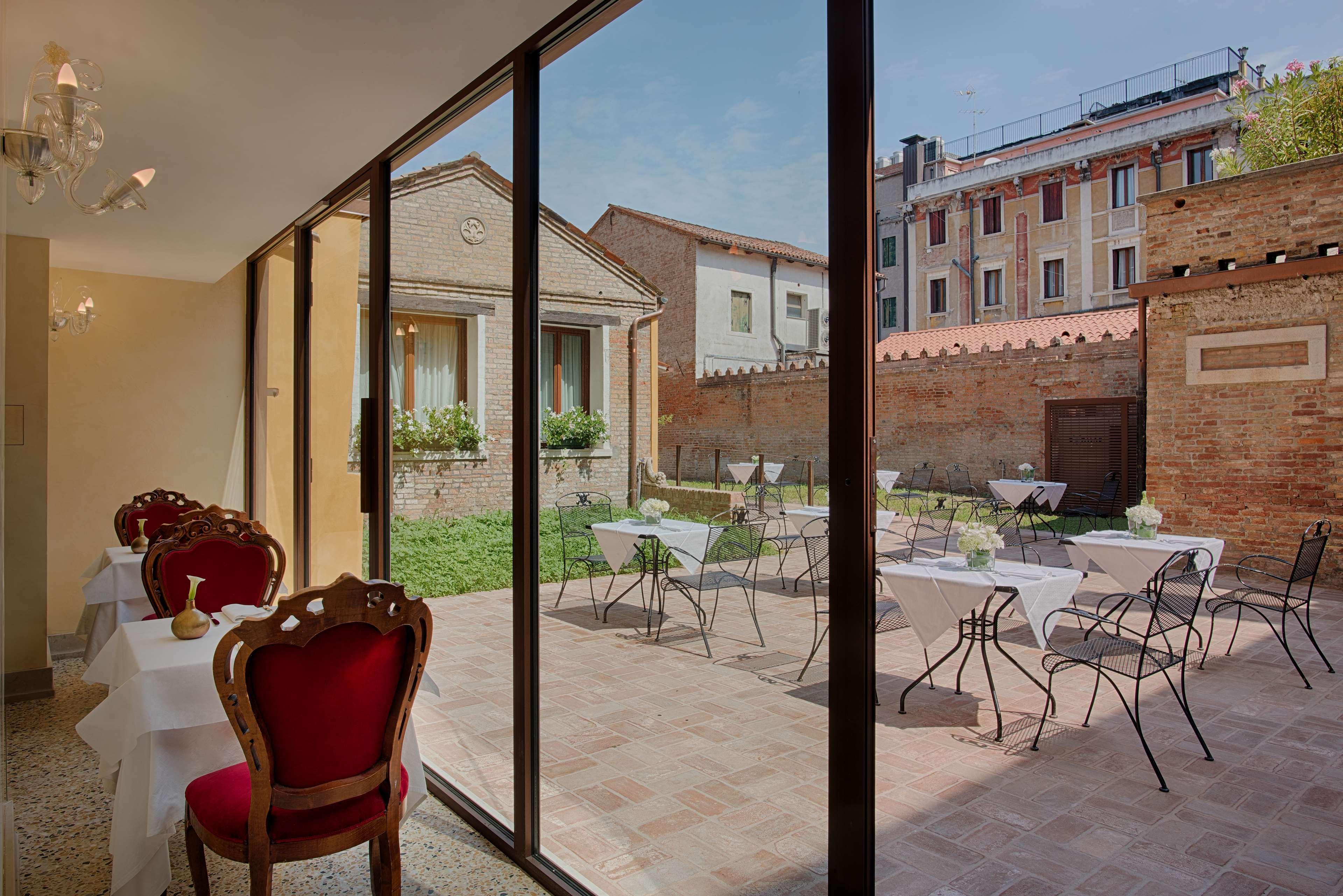 Nh Santa Lucia Hotel Venice