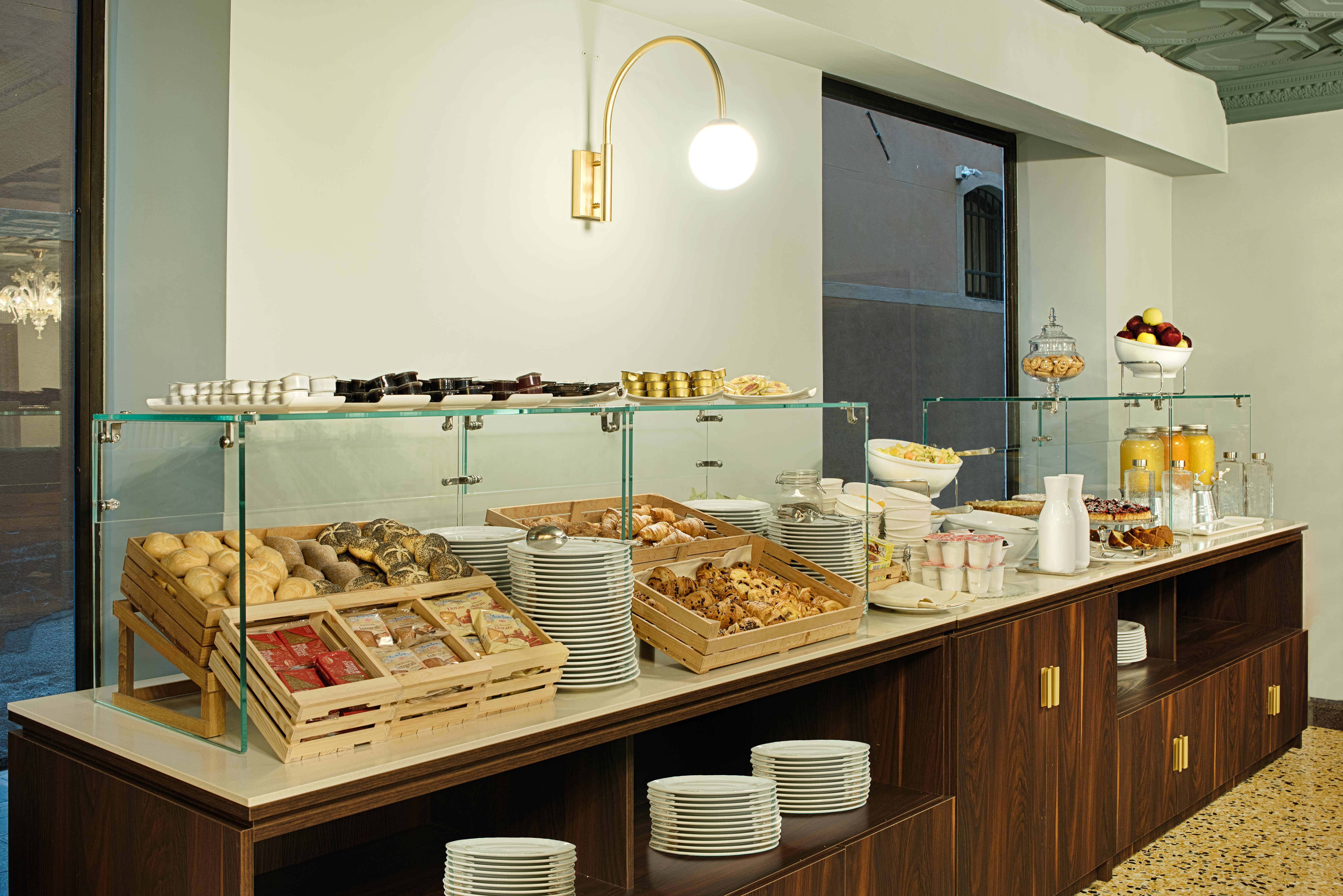 Nh Santa Lucia 4* Venice