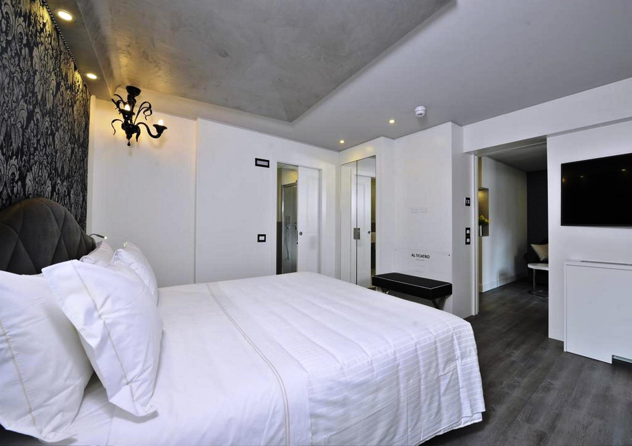 Al Theatro Palace Hotel 4*