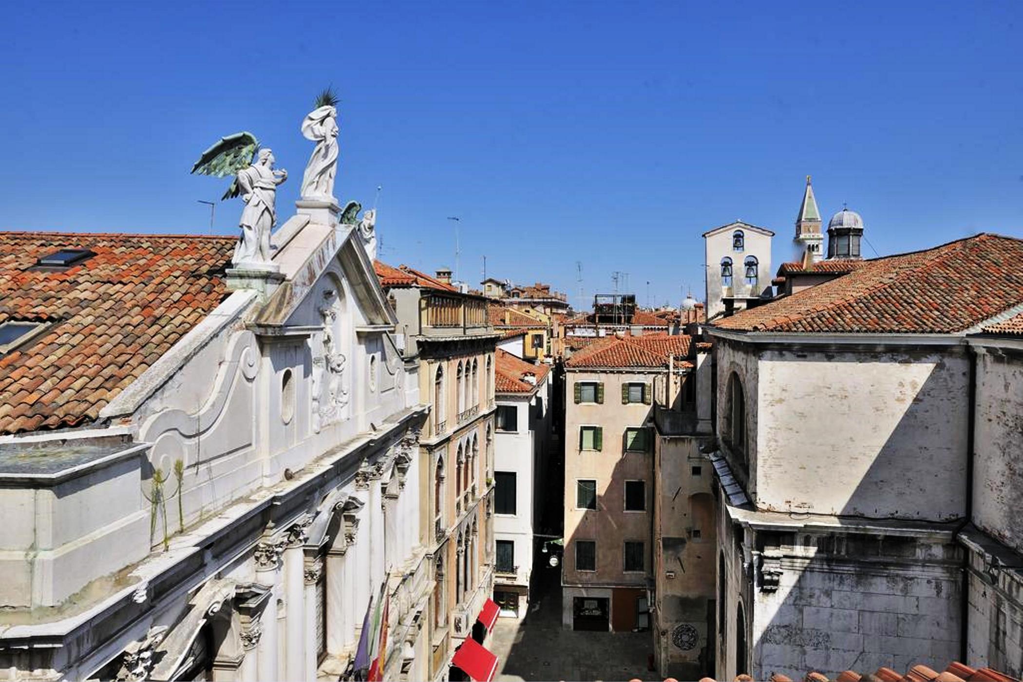 Al Theatro Palace Hotel Veneza