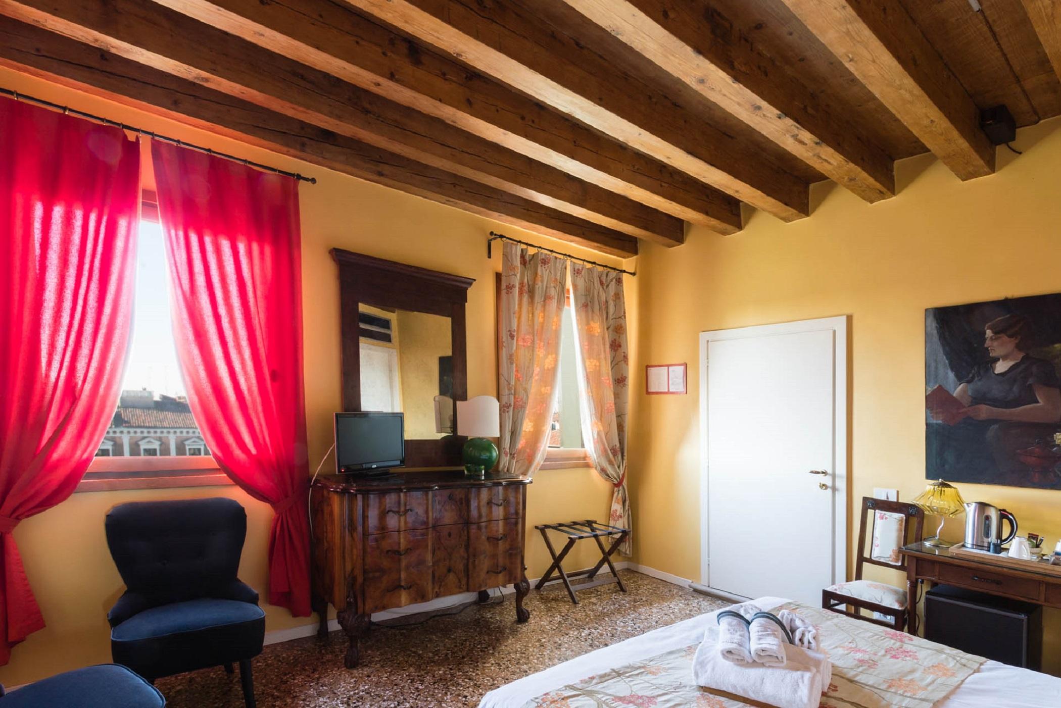 Hotel Ai Santi Apostoli