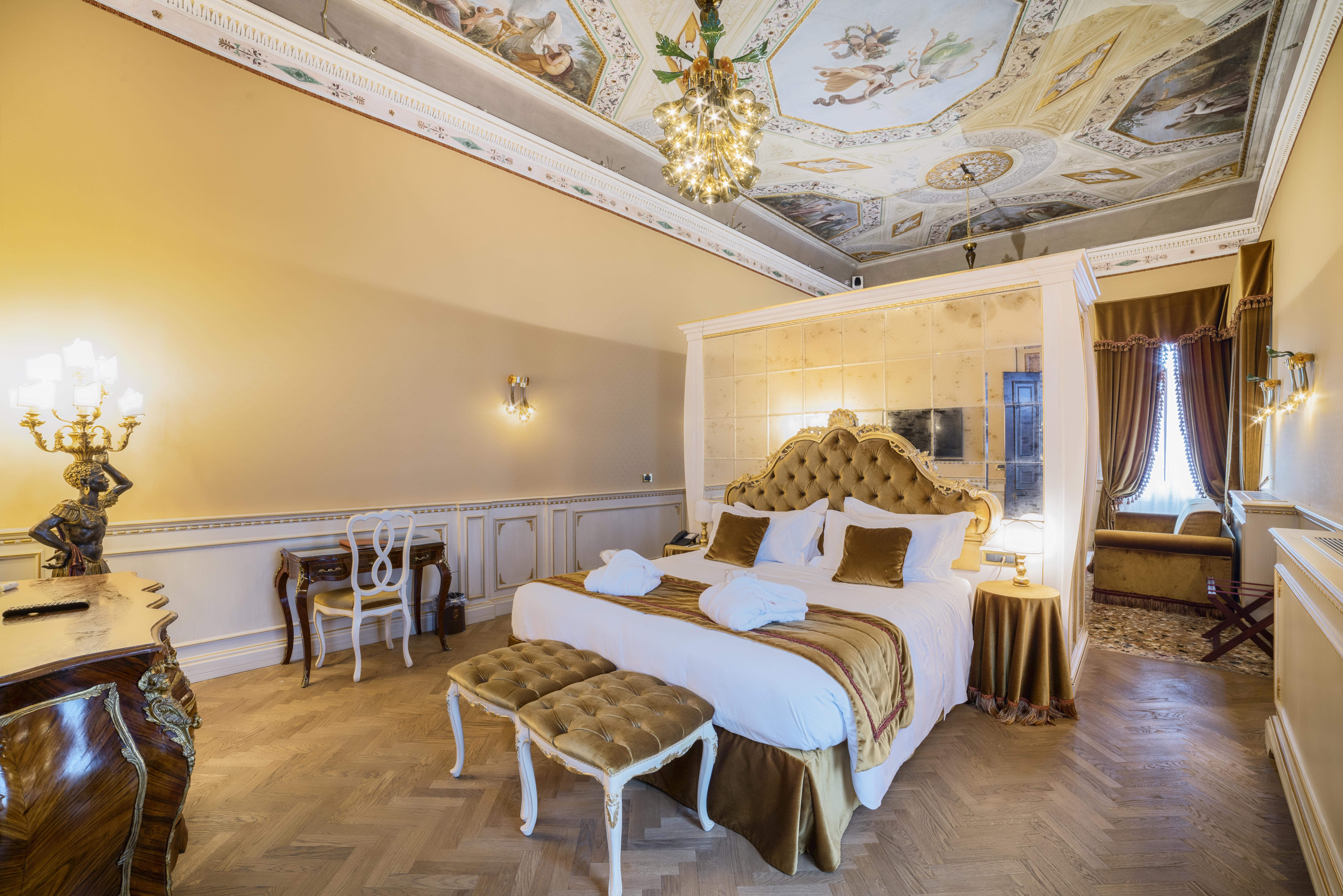 Nani Mocenigo Palace Hotel