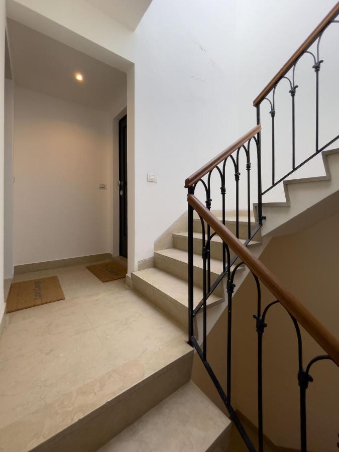 Ca' Laura - San Marco Canal View Apartment Venice