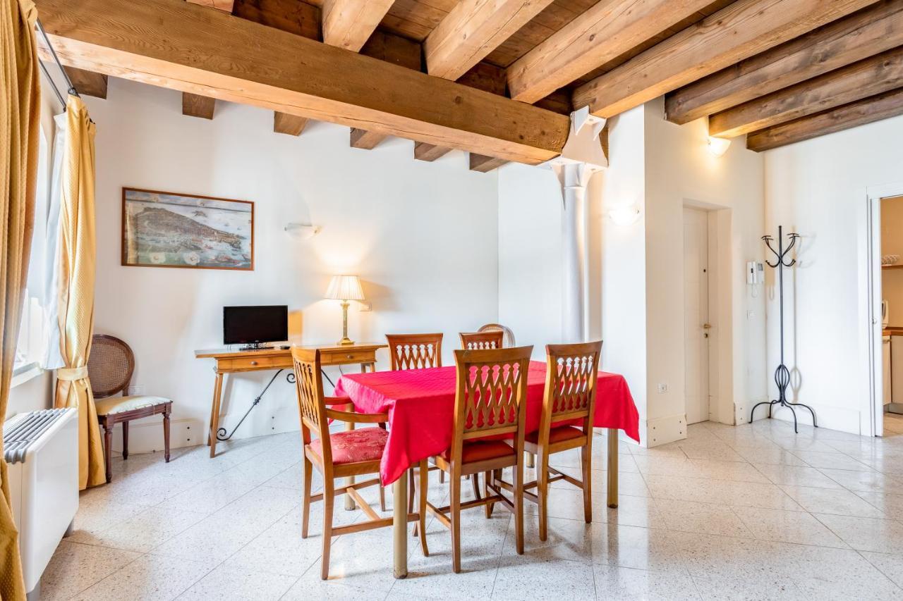 Apartment Molino Stucky Burchiello Venice