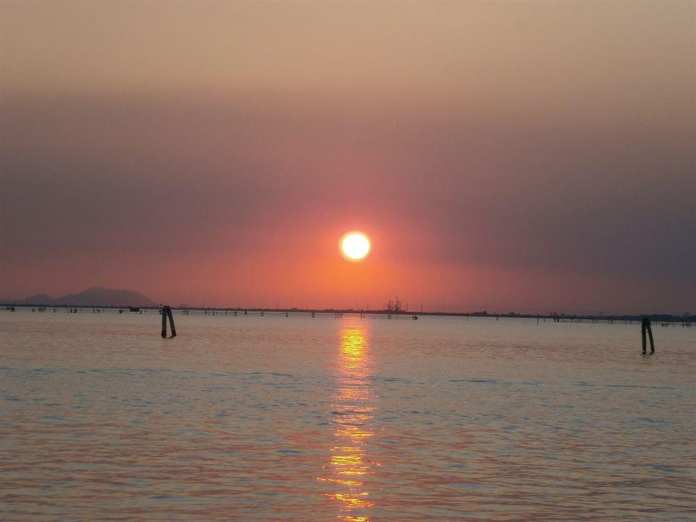 Al Tramonto Dorato Bed & Breakfast 2*