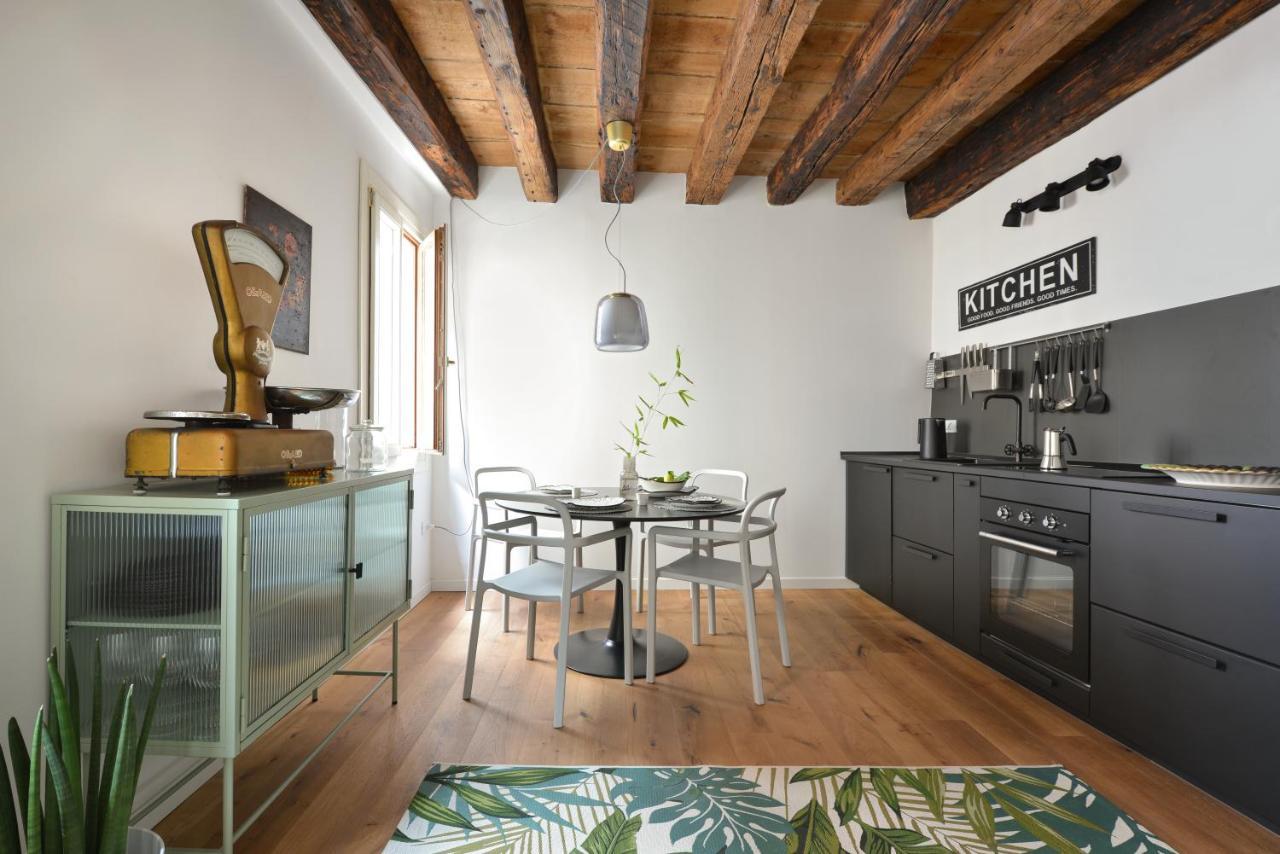 Parsley Apartment