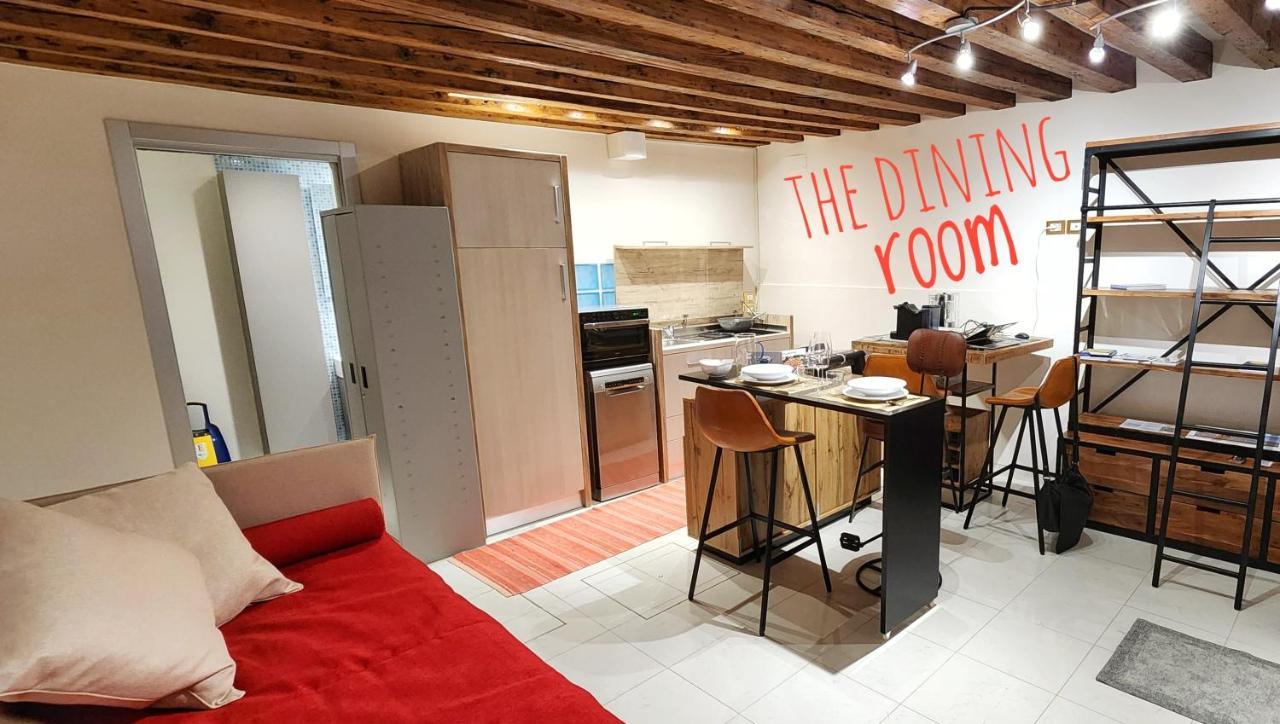 Apartamento 5 Schei De Mona: Venetian-style Concierge Service Veneza