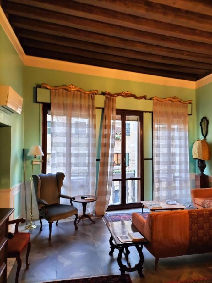 Luxury Near Rialto Bridge Venice