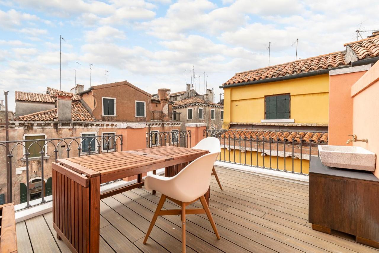 Lilia's Loft *