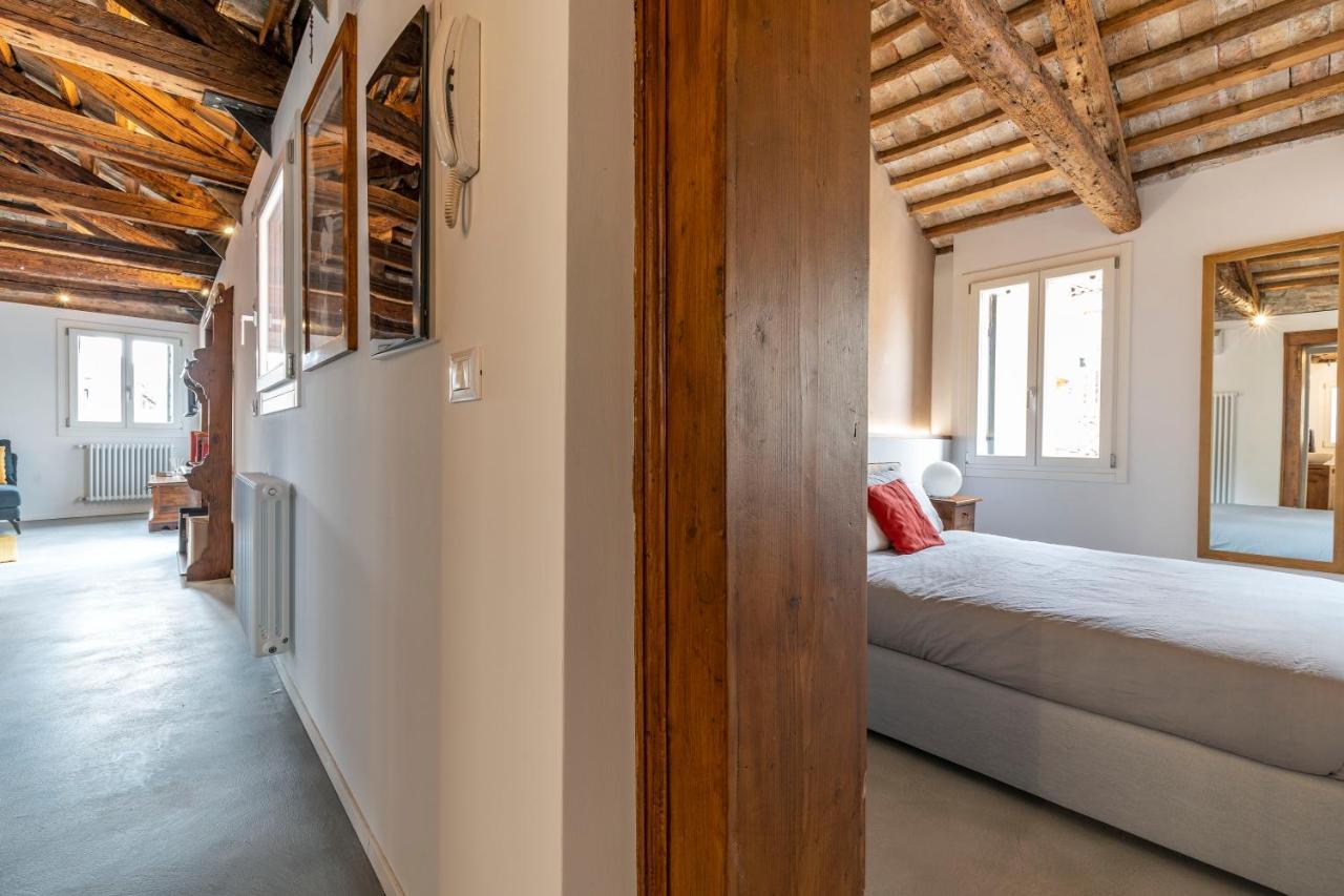Lilia's Loft *