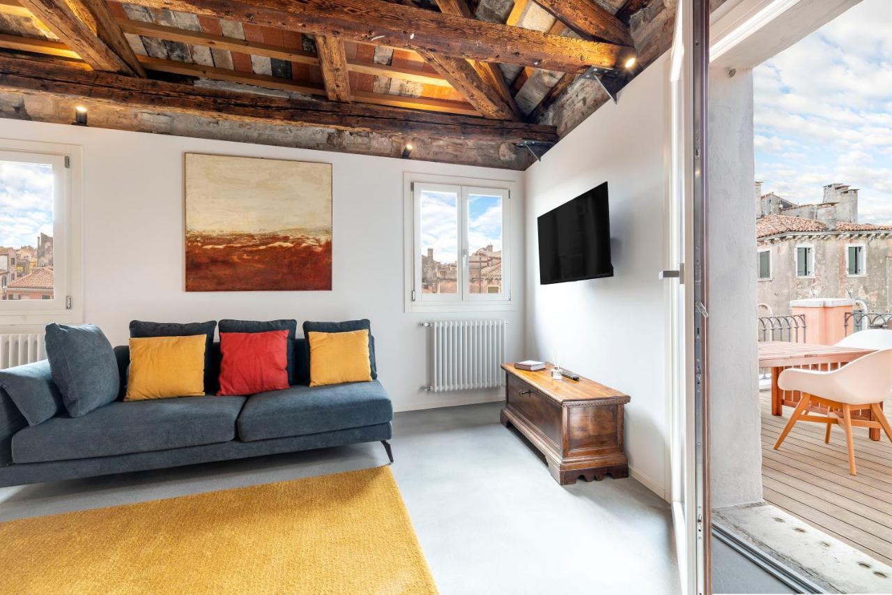 Lilia's Loft *