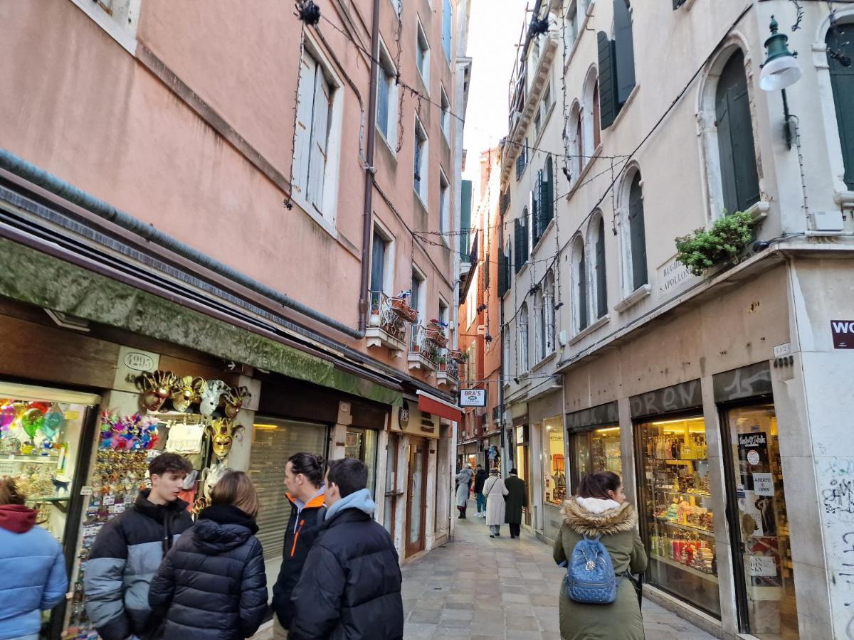 Al Centro Di 6 Posti Letto Apartment