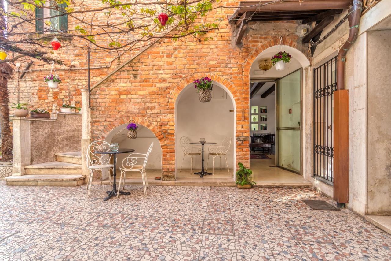 Casa Boccassini