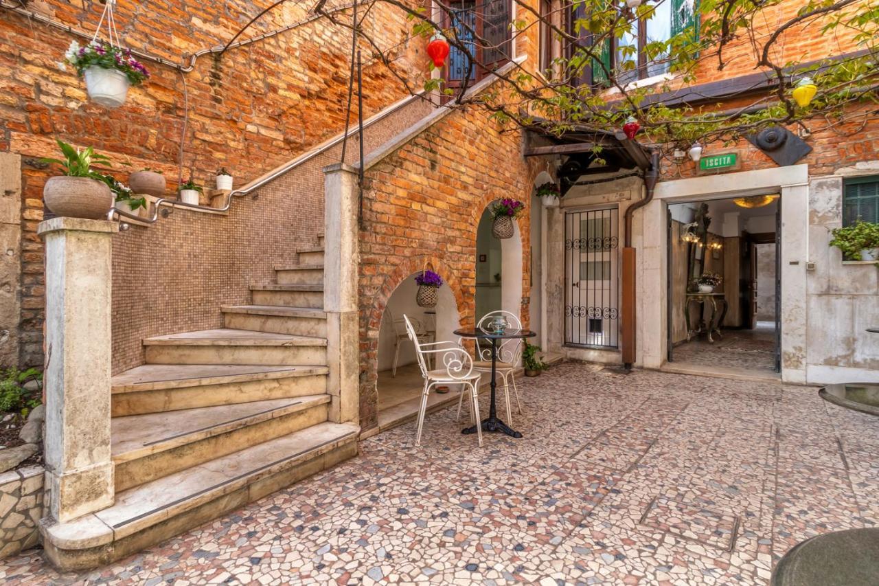 Hotel Casa Boccassini *
