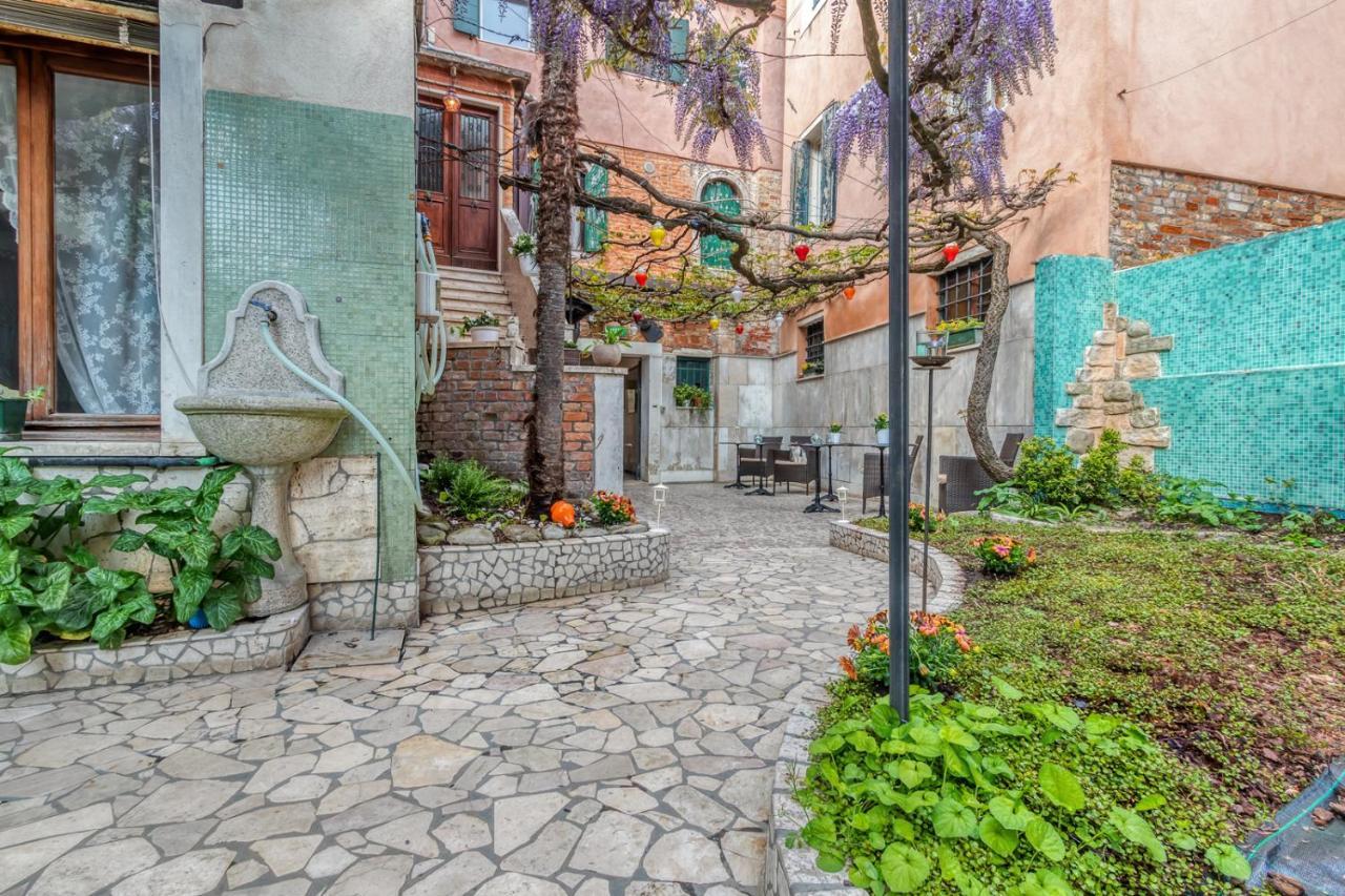 Casa Boccassini Hotel