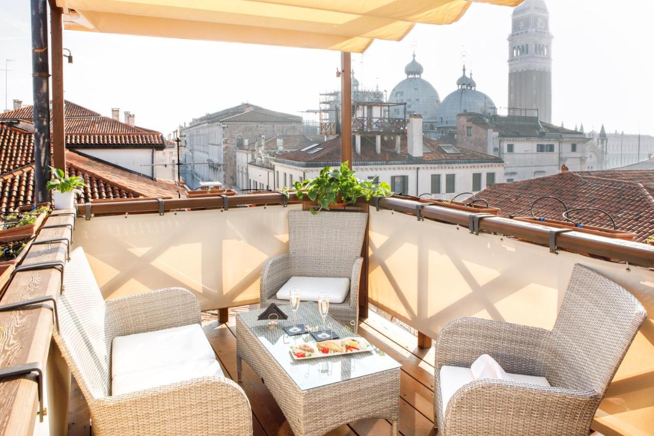 Hotel Colombina Venice