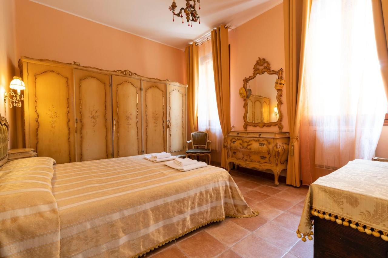 Queen House Apartment
