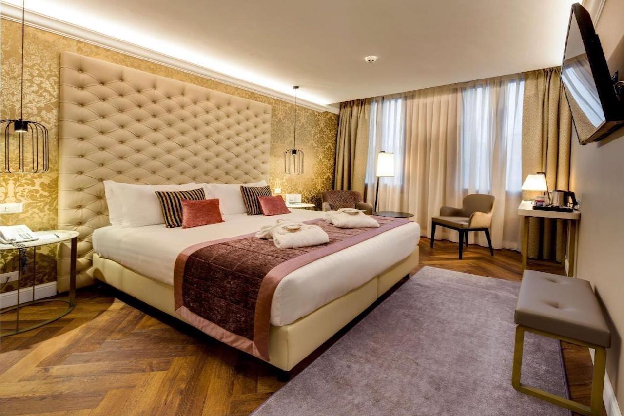 Bw Premier Collection Chc Continental Hotel 4*