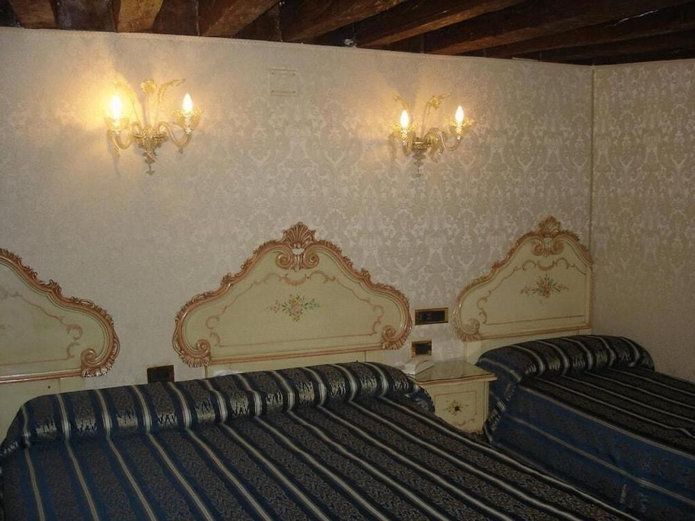 Hotel Castello 3*