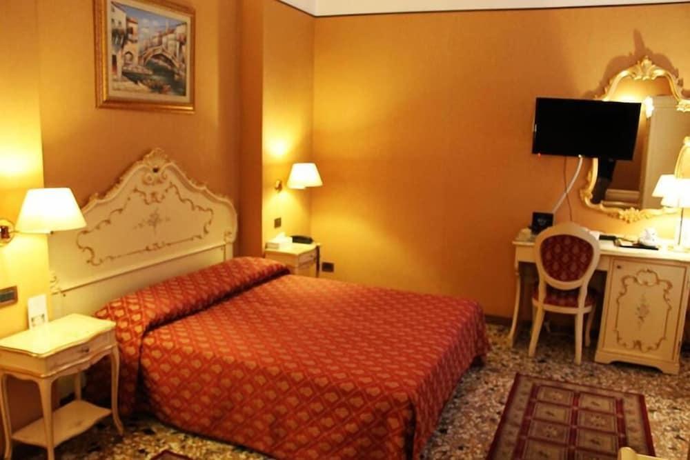 Casa de hóspedes Poste Vecie 3*