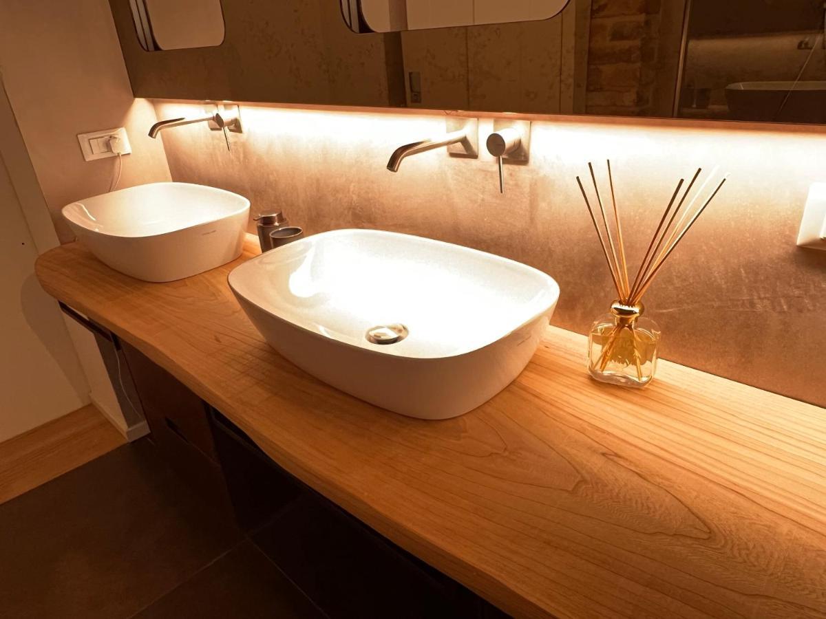 Luxury - Private Jacuzzi And Design