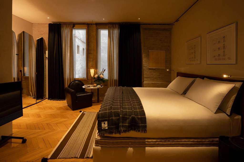 Hotel The