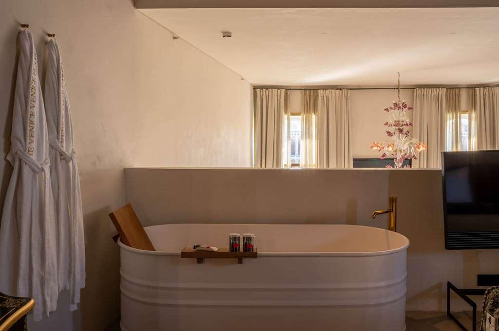 Hotel The Venice