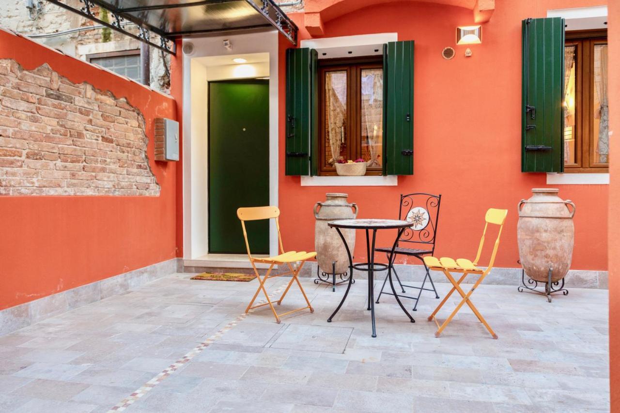 Appartamento Downtown With Private Garden *