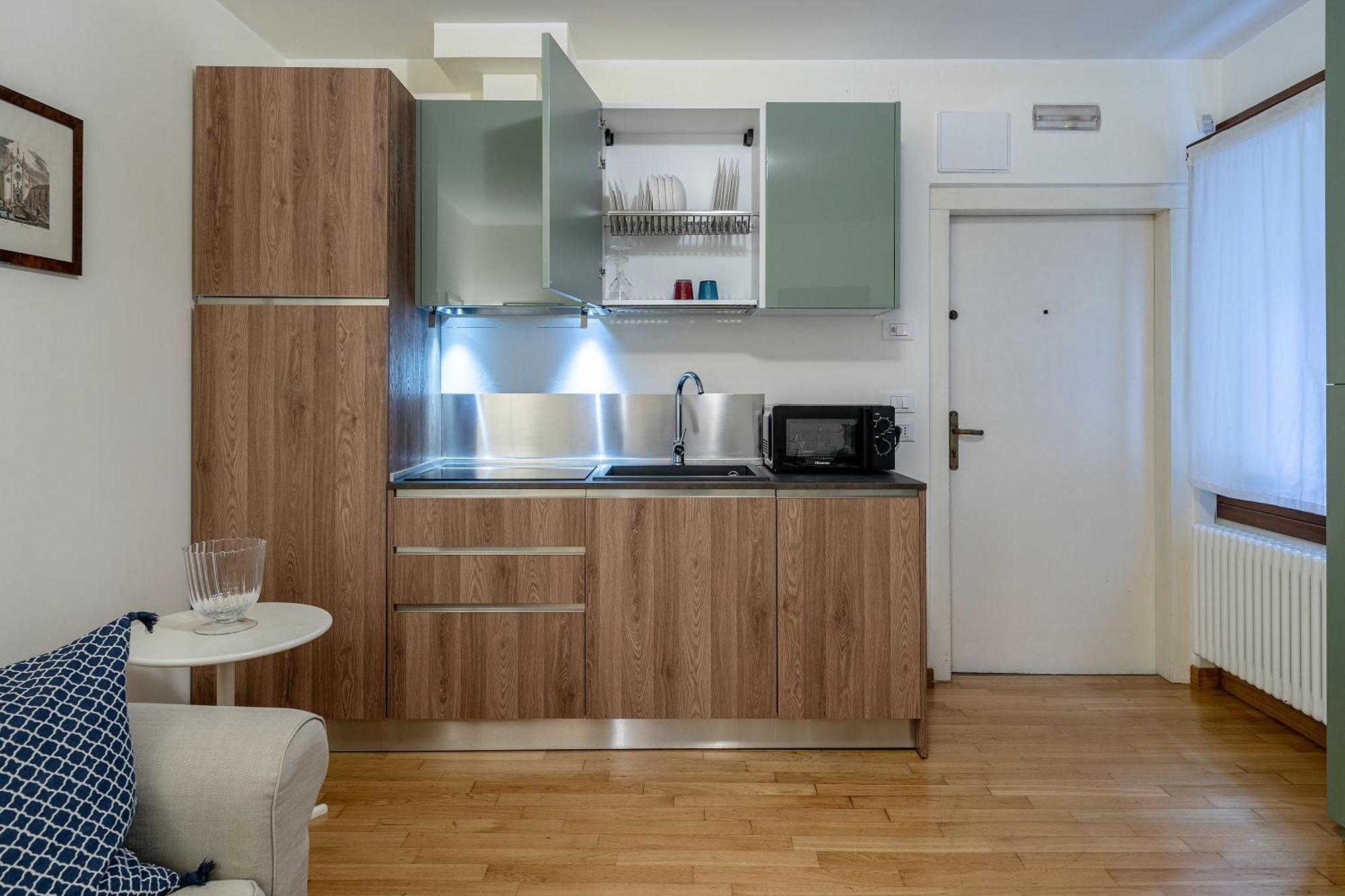 Mezzanino 4438 Apartment *