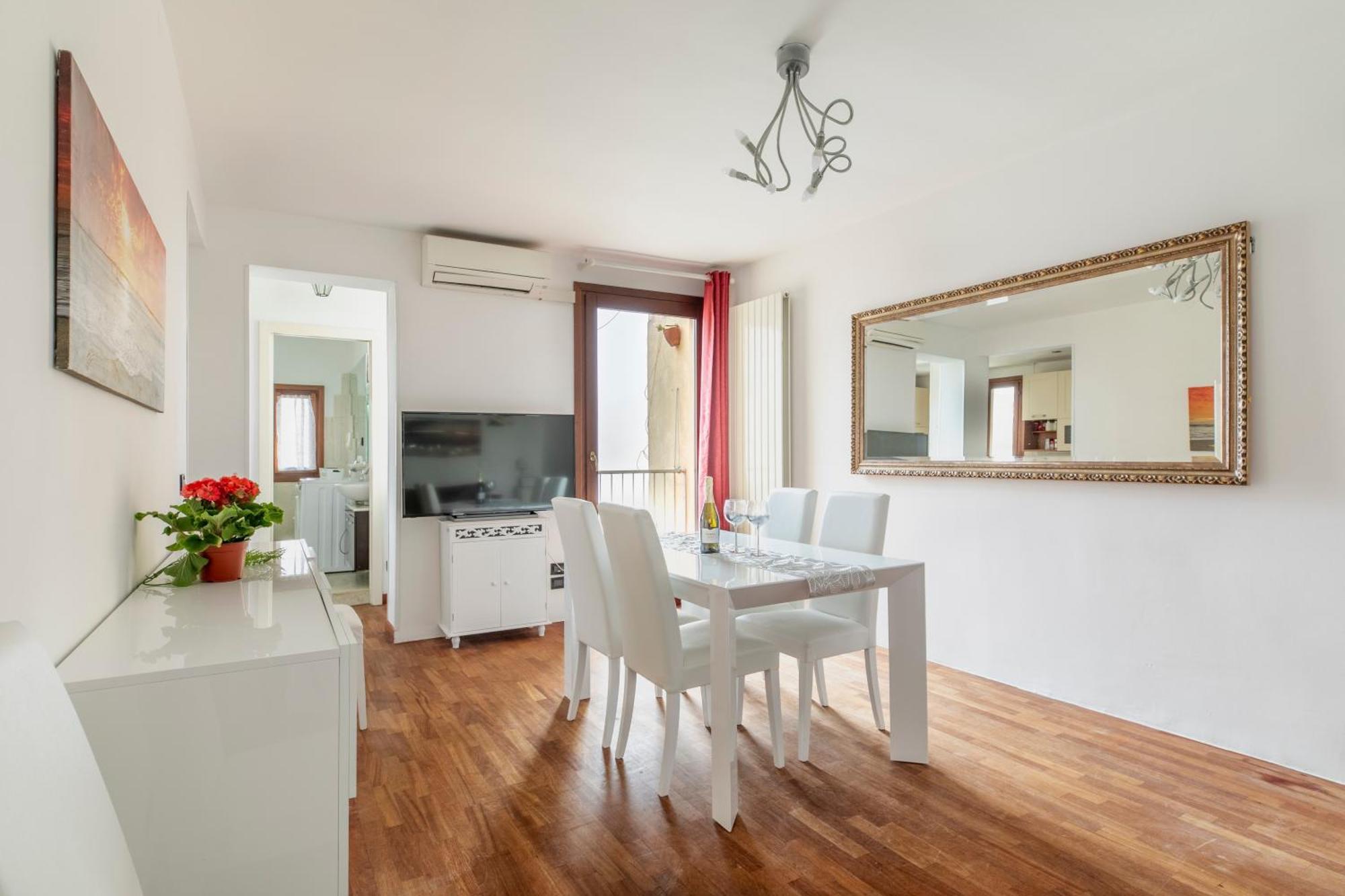 Lovely Apatment For 7 Person - Ac -wifi