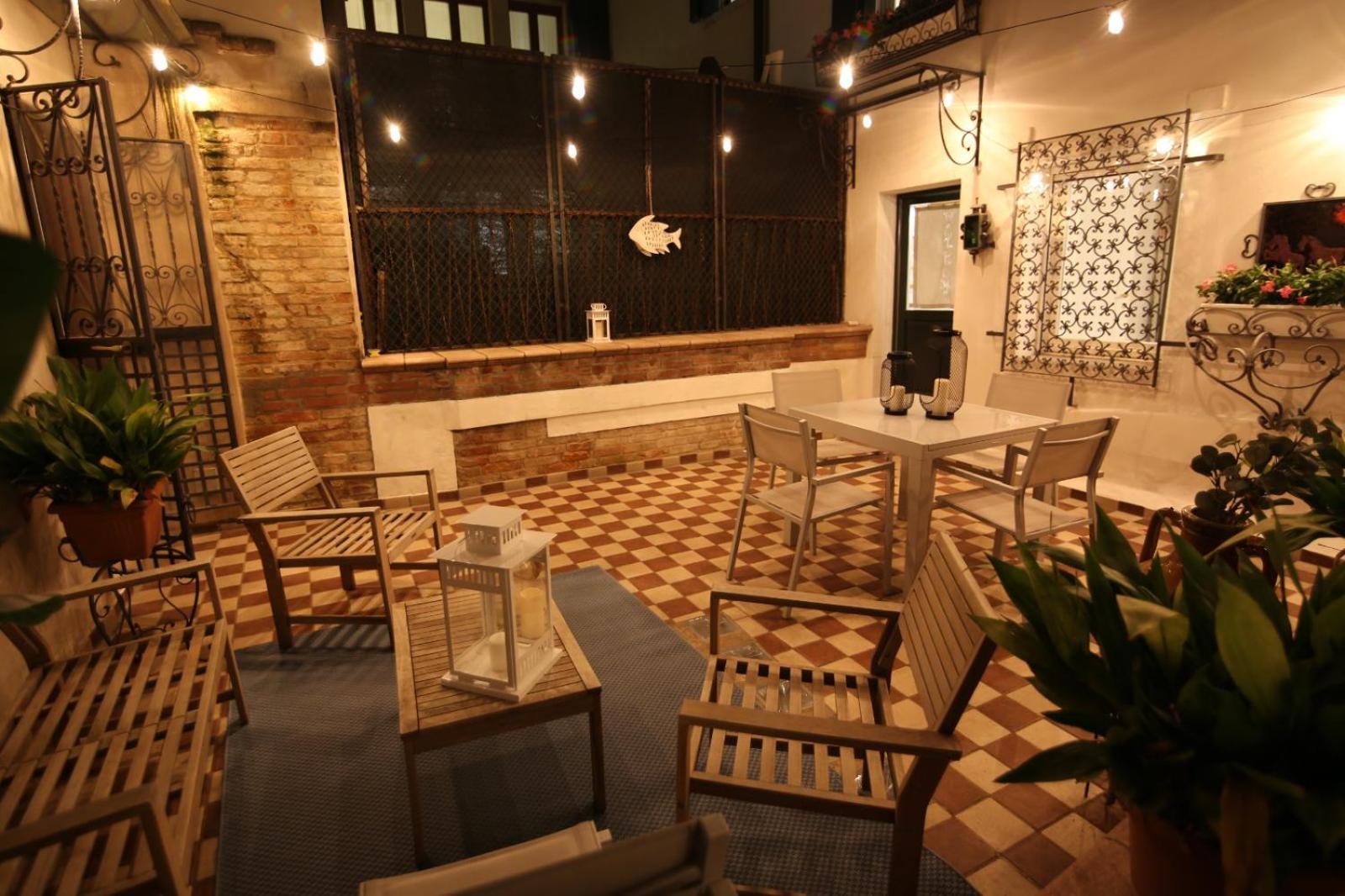 La Casa Piu A Venezia, Con Corte Privata * Venice