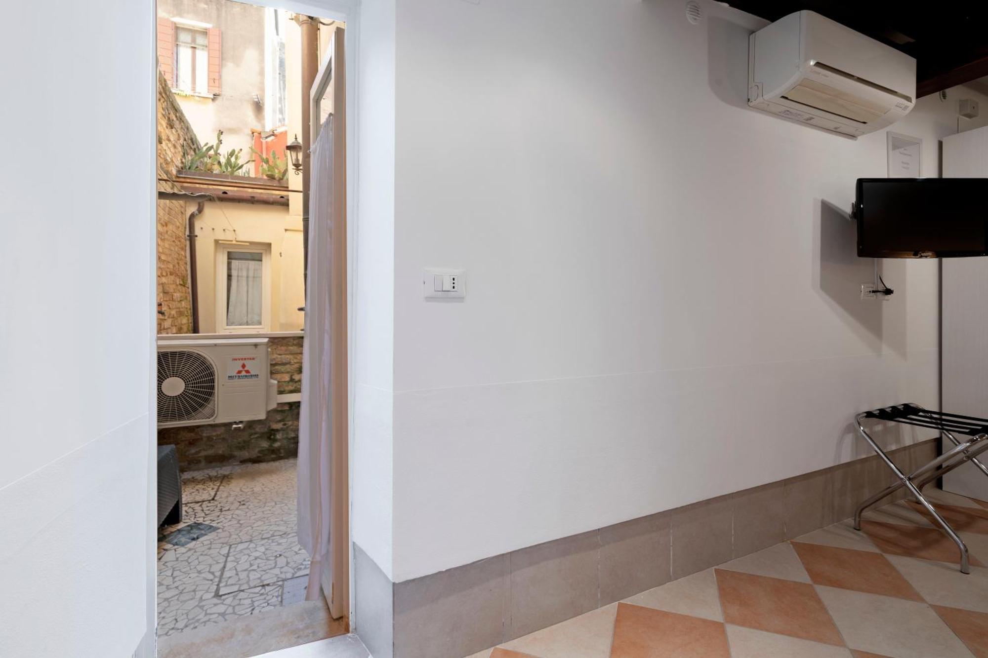 Apartamento Fenix Colombina In Biennale - Your Little House Veneza