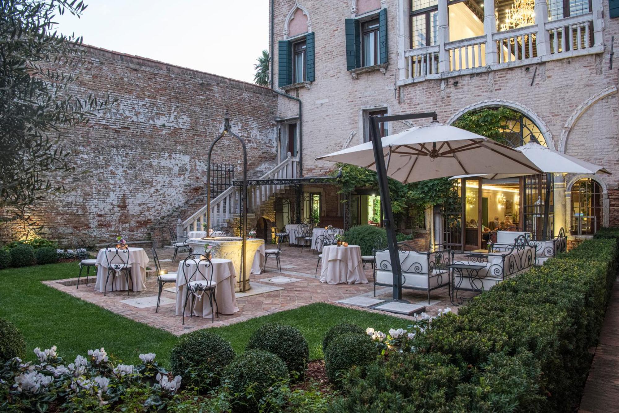 Hotel Nani Mocenigo Palace 5*