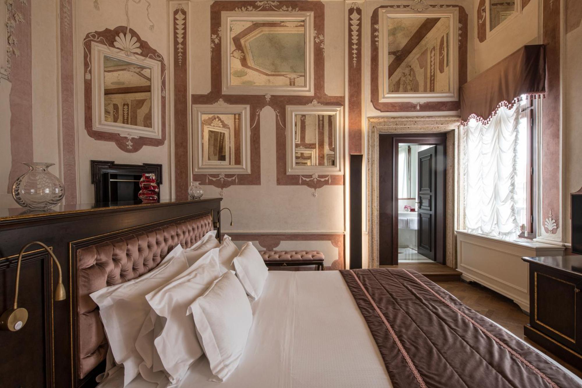 Nani Mocenigo Palace Hotel 5*