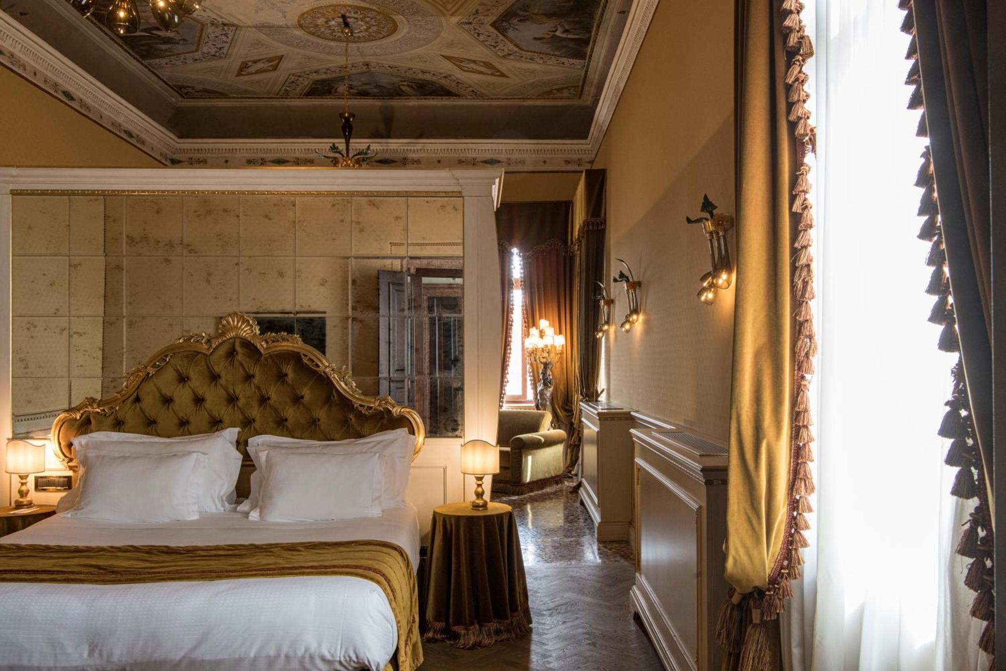 Hotel Nani Mocenigo Palace
