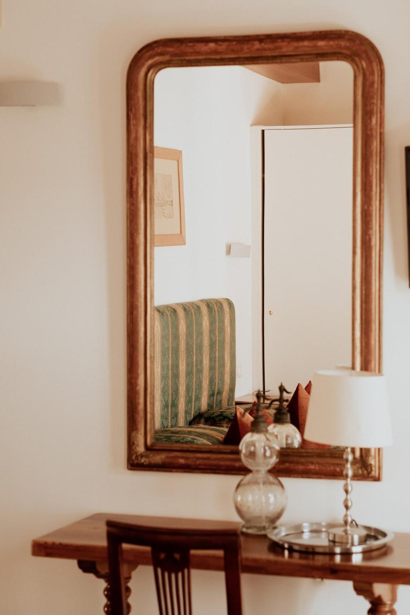 Palazzo Schiavoni Residenza D'epoca & Suite-apartments 3*